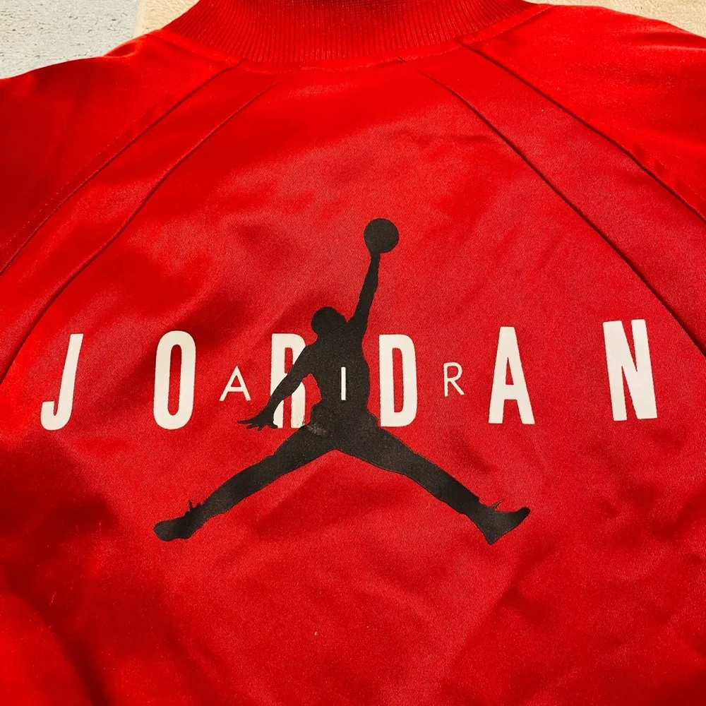 Nike air Jordan warm winter jacket size youth boys large